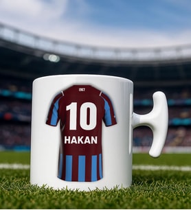 BK Gift Kişiye Özel Bordo Mavi Taraftar Forma Numarası ve İsim Tasarımlı Baskılı Hammer Kulplu Kupa Bardak, Taraftar Hediyesi
