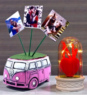 Kişiye Özel Hediye Seti Led Işıklı Fanus ve 3 Fotoğraflı Pembe Vosvos Saksı (Model 1)