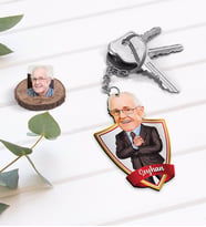 BK Gift Kişiye Özel İsimli Dede Karikatürlü Ahşap Anahtarlık-1