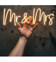 Mr & Mrs– Düğün Dekorasyonu – Neon Led Tabela 65 cm genişlik (Günışığı)