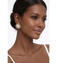 Zirkon Taşlı Güneş Model Küpe – Altın Renk Işıltılı Tasarım
