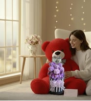 Premium 90 cm Peluş Ayı ve Silindir Kutuda, Kalpli Balonlu 6’lı Mor Ayıcık Buketi (Kırmızı)