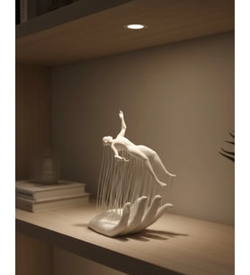 3D El Üzerinde İnsan Figürü Beyaz Minimal Masa Üstü Dekor