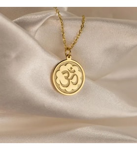 Kişiye Özel 925 Ayar Gümüş Zarif Om Sembol Kolye (Gold)