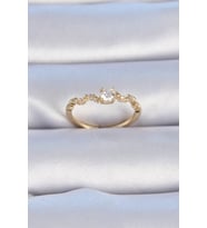 Pirinç Gold Renk Tek Taş Model Zirkon Taşlı Kadın Yüzük (Altın)