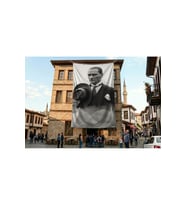 Takım Elbiseli Ulu Önder Gazi Mustafa Kemal Atatürk Poster Bayrak Premium Raşel Kumaş ATA69