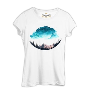 Earth Under Clouds Beyaz Kadın Tshirt