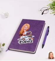BK Gift Kişiye Özel Kadın Patron Karikatürlü Mor Termo Deri Defter Kalem Seti Model 6