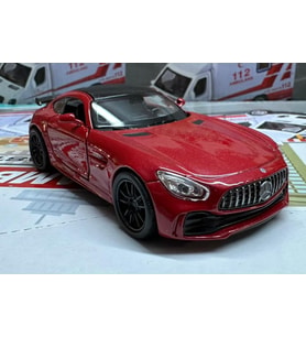 Oyuncak Metal Model Araba 1/36 Çek Bırak Mercedes Amg Gtr Kırmızı
