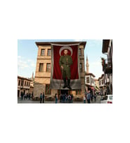Elinde Bastonu İle Üniformalı Mustafa Kemal Atatürk Poster Bayrak Premium Raşel Kumaş ATA62
