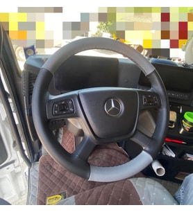 DİKİŞLİ DİREKSİYON KILIFI GRİ DERİ SİYAH DERİ SİYAH DİKİŞLİ MERCEDES YENİ KAMYON TİR İÇİN