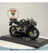 Triumph Daytona - 1:18 Ölçek (12cm) Kutulu Standlı Diecast Model