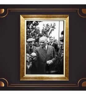 Özel Seri Paspartulu Çerçeveli Atatürk Tablo l399 (Gold)