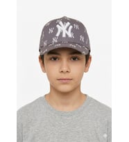 Erkek Çocuk Desenli Klasik Yazlık Şapka NY Desenli Erkek Çocuk Şapka (Gri)