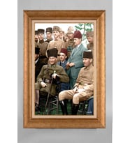 Altın Varaklı Çerçeveli Paspartulu Atatürk Tablo a432 (Gold)