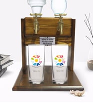 BK Gift Kişiye Özel Renkli Baskılı Çanakkale Tasarımlı Turistik İkili Rakı Bardağı ve Çift Musluklu Doğal Ahşap Rakı Standı-1 (Model 1)