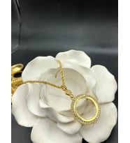 22 ayar altın kaplama kadın gold zirkon taşlı halat zincirli içi boş yarım çerçeve kolye modeli