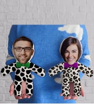 BK Gift Kişiye Özel Fotoğraflı Kostümlü Çiftler 2’li Bebek Yastık-1