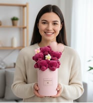 Pembe Silindir Kutu İçinde Sevimli Pembe Renkli Peluş Ayıcıklar Kalp Yastıklı