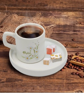 BK Gift Kişiye Özel Papatya Tasarımlı Sunum Tabaklı Türk Kahvesi Fincanı Model 1
