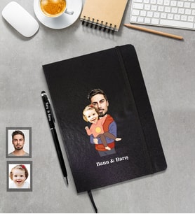 Kişiye Özel Babalar Günü Baba Kız Çocuk Karikatürlü Siyah Defter Kalem Hediye Seti Model-1