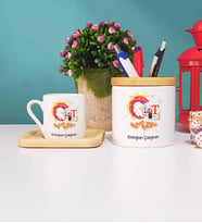 Grafiker Tasarımlı Kişiye Özel Hediye Grafiker Ahşap Altlıklı Türk Kahvesi Fincanı ve Kalemlik Hediye Seti