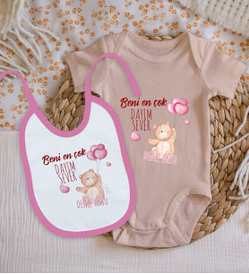 BK Kids Kişiye Özel İsimli Pembe %100 Pamuklu Kısa Kol Bebek Body Zıbın ve Mama Önlüğü Hediye Seti-5