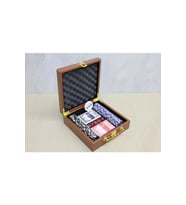 Kişiye Özel Deri Çantalı 100 Chip Ve 2 Adet İskambil Kağitına Sahip Poker Oyunu - 21x21x7cm