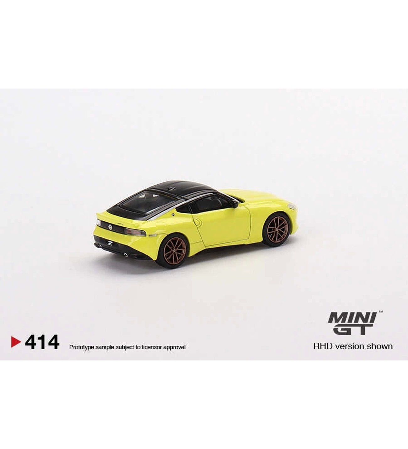 mini-gt-nissan-fairlady-z-