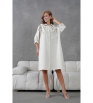 Kadın Uzun Nakış İşlemeli Keten Oversize Düğmeli Gömlek (Krem)