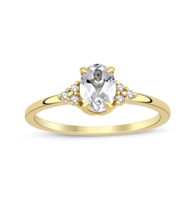 White Topaz Oval Tektaş Pırlanta Yüzük