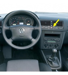 VW Golf 4 1998-2004 Kırmızı Üçgen Dörtlü Flaşör Düğmesi 1J0953235J