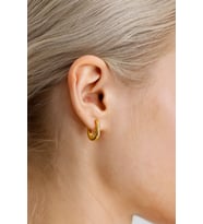 18K Altın Kaplama Tek Sıra Taşlı 925 Ayar Gümüş Kadın Oval Küpe VKP-7495 - Ventino