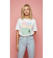 Kadın Oversize Baskılı Minimal Sanat Desenli Beyaz Tişört