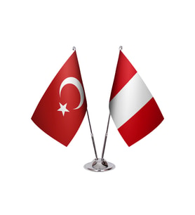 Peru İkili Masa Bayrağı