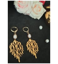 24k Altın Kaplama Gerçek Somon İnci Sallantılı Trend Tasarım Küpe Somon (STD)