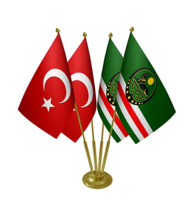 Masa Üstü Çeçenistan İçkerya Bayrağı Türk Bayrağı Dörtlü Pirinç Direk Masa Bayrak Seti