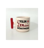 Yılın En Güzel Öğretmeni Baskılı Kırmızı Kulplu T Öğretmenler Günü Kupa
