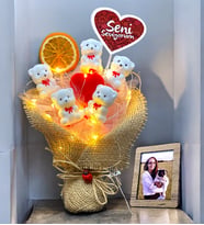 SENİ SEVİYORUM KALP Temalı / Led Işıklı ve Fotoğraflı Tatlı Ayıcıklar Buketi / Premium Hediye