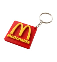 McDonald's Logolu 3D Baskı Anahtarlık - İkonik "M" Tasarımlı Çanta ve Anahtar Aksesuarı