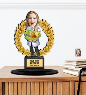 Kişiye Özel Karikatürlü Yılın Diyetisyeni Ahşap Oscar - Masaüstü Biblo