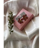 ÇELİK ÇİÇEK MODEL KÜPE (Pudra Pembe)