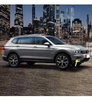 VW Tiguan 2016-2020 Ön Tampon Sağ Süs Kapağı Sensörlü Kromlu 5NA854662