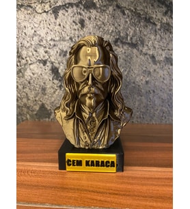 Cem Karaca Büst Figür – 13 cm Altın Sarısı Koleksiyonluk Heykelcik & Dekoratif Masaüstü Süsü