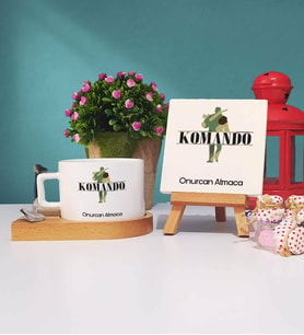 Komando Tasarımlı Kişiye Özel Hediye Komando Ahşap Altlıklı Fincan ve Dekoratif Taş Baskı Hediye Seti