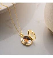 Vaoov 925 Ayar Gümüş Fotoğraflık Oval Kapaklı Açılır Kapanır Kolye (Gold)