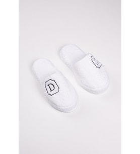 D Harf Nakışlı Banyo Ve Ev Havlu Terliği – %100 Pamuk Kaymaz Kalın Taban Beyaz-43-45