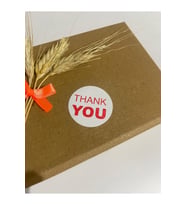 Thank You Kırmızı Yazılı Beyaz Yuvarlak Yapışkanlı Etiket 5x5 cm 100 adet