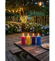 DİKEY ÇİZGİLİ SİLİNDİRİK 4'LÜ HEDİYELİK DEKORATİF HOŞ KOKULU SOYA WAX MUM (KIRMIZI + SARI + MAVİ + MOR RENKLİ)