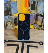 iPhone 14 Pro Max Uyumlu İçi Kadife Magsafe Destekli Premium Silikon Kılıf (Siyah)
